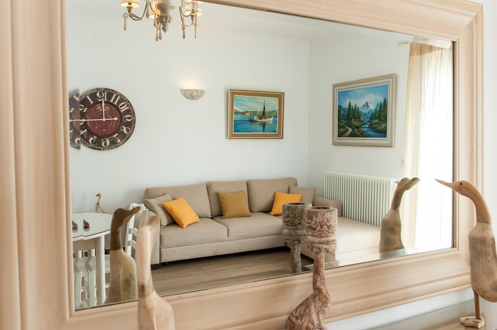 Panos Apartment Naousa Eksteriør bilde