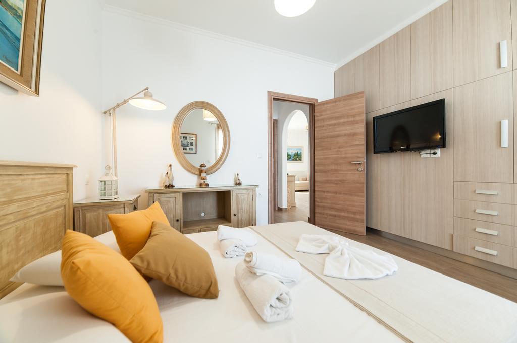 Panos Apartment Naousa Eksteriør bilde
